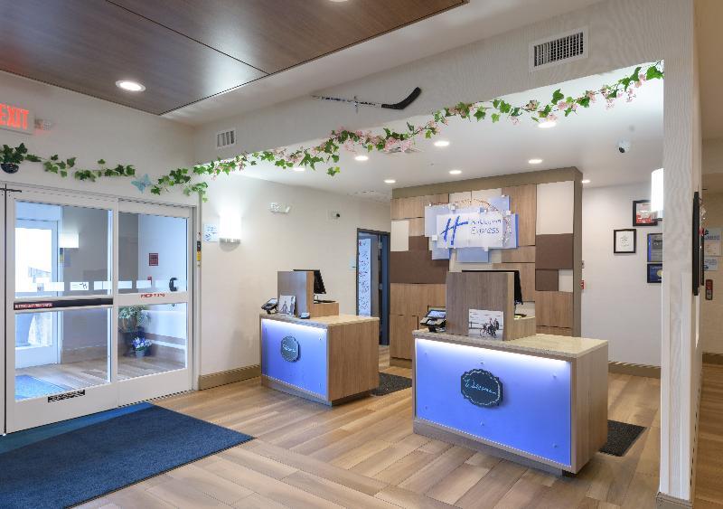 Holiday Inn Express & Suites Jamestown By Ihg Luaran gambar